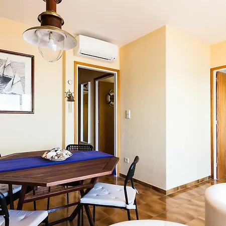 Apartament Rhodes Mar Llanca