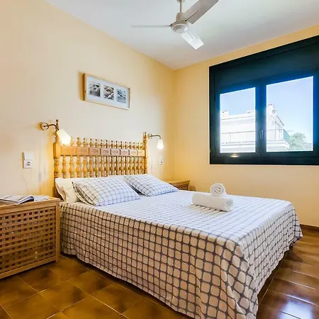 Apartament Rhodes Mar Llanca